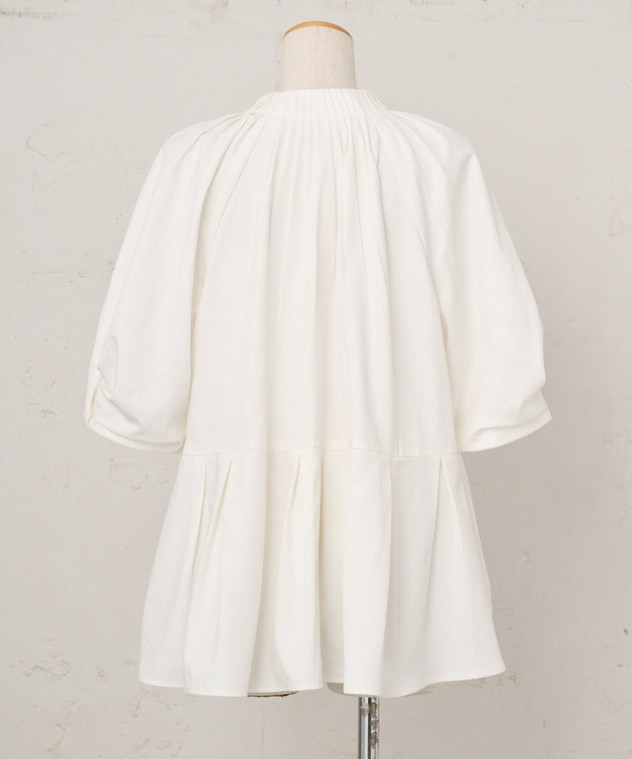 【New Arrival】タックパフスリーブチュニックブラウス