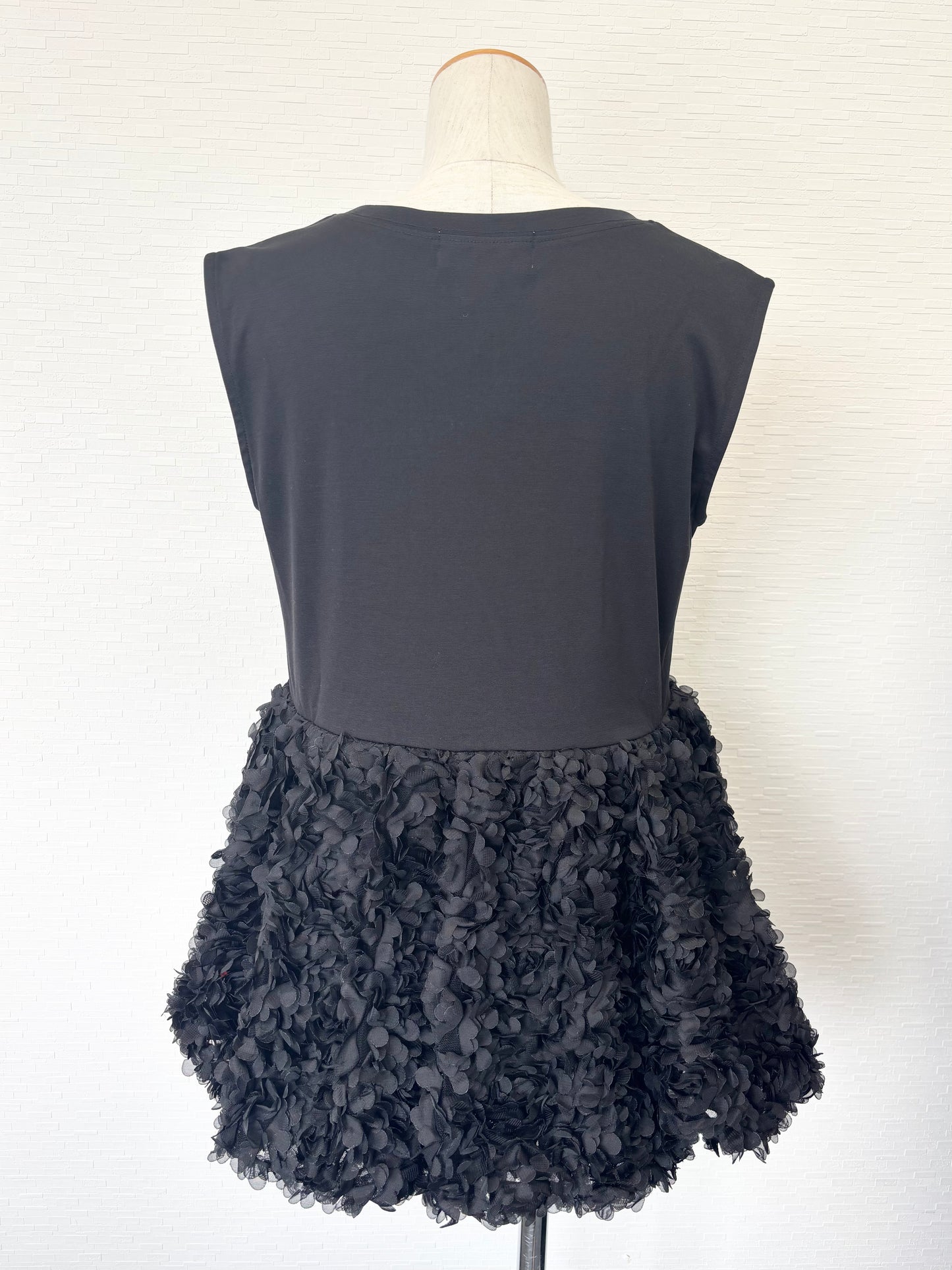 【New Arrival】ボリュームフリルバルーンカットトップス
