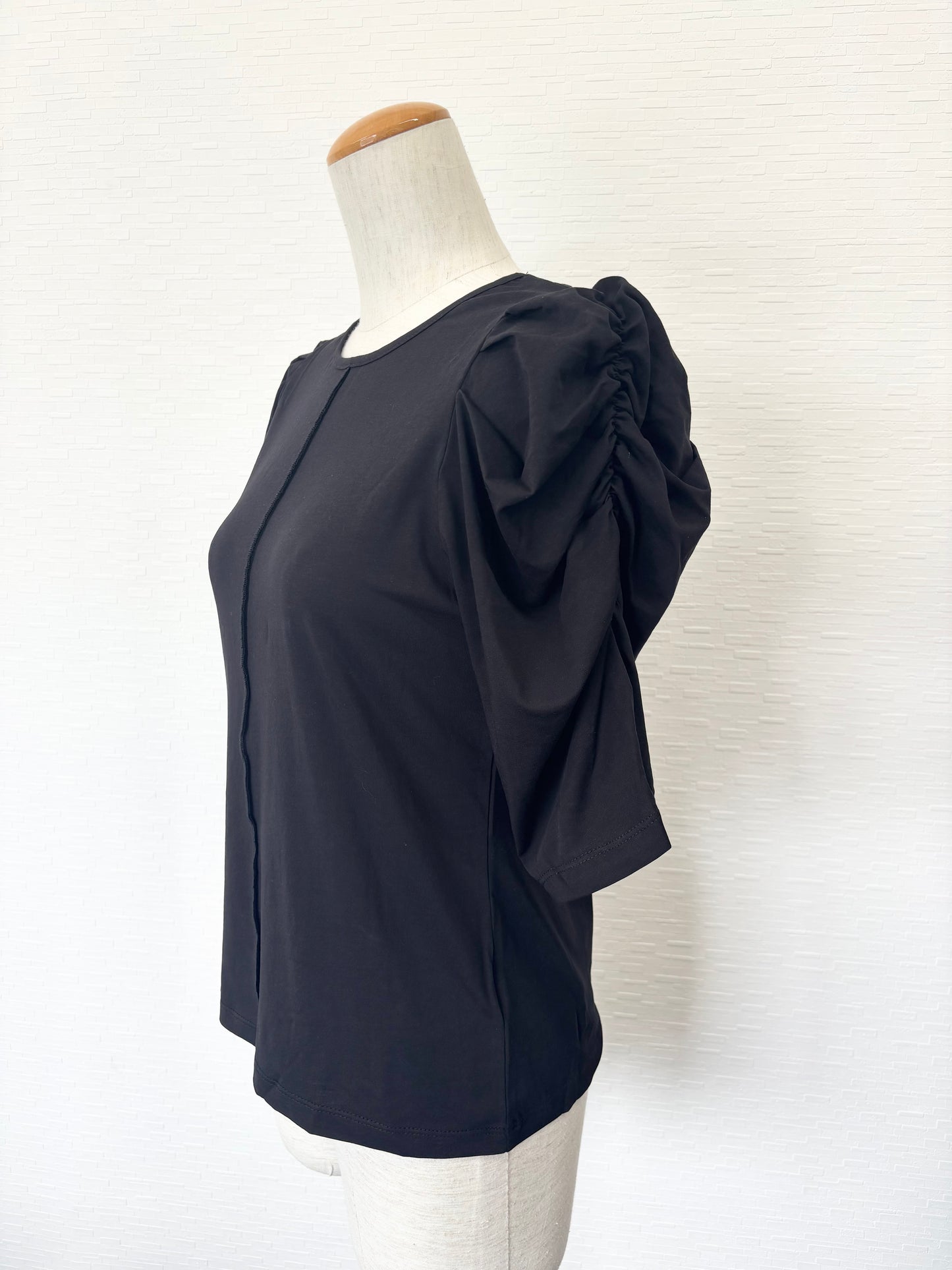 【New Arrival】シャーリングパフスリカットトップス