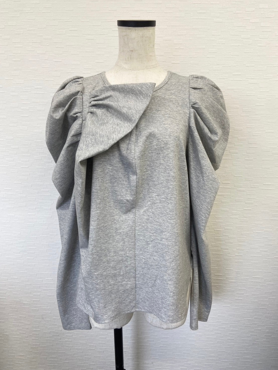 【New Arrival】リボンショルダートップス