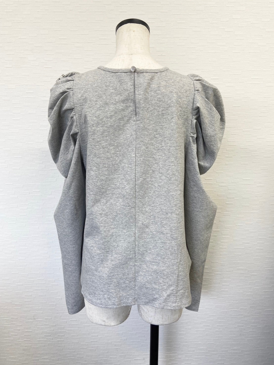 【New Arrival】リボンショルダートップス