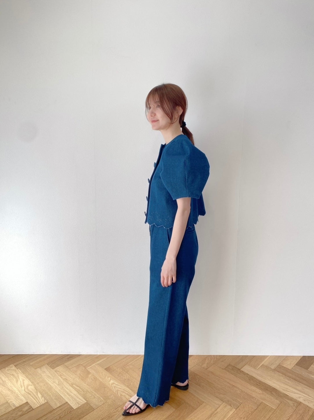 エンブロイダリーヘムパンツ(DENIM)