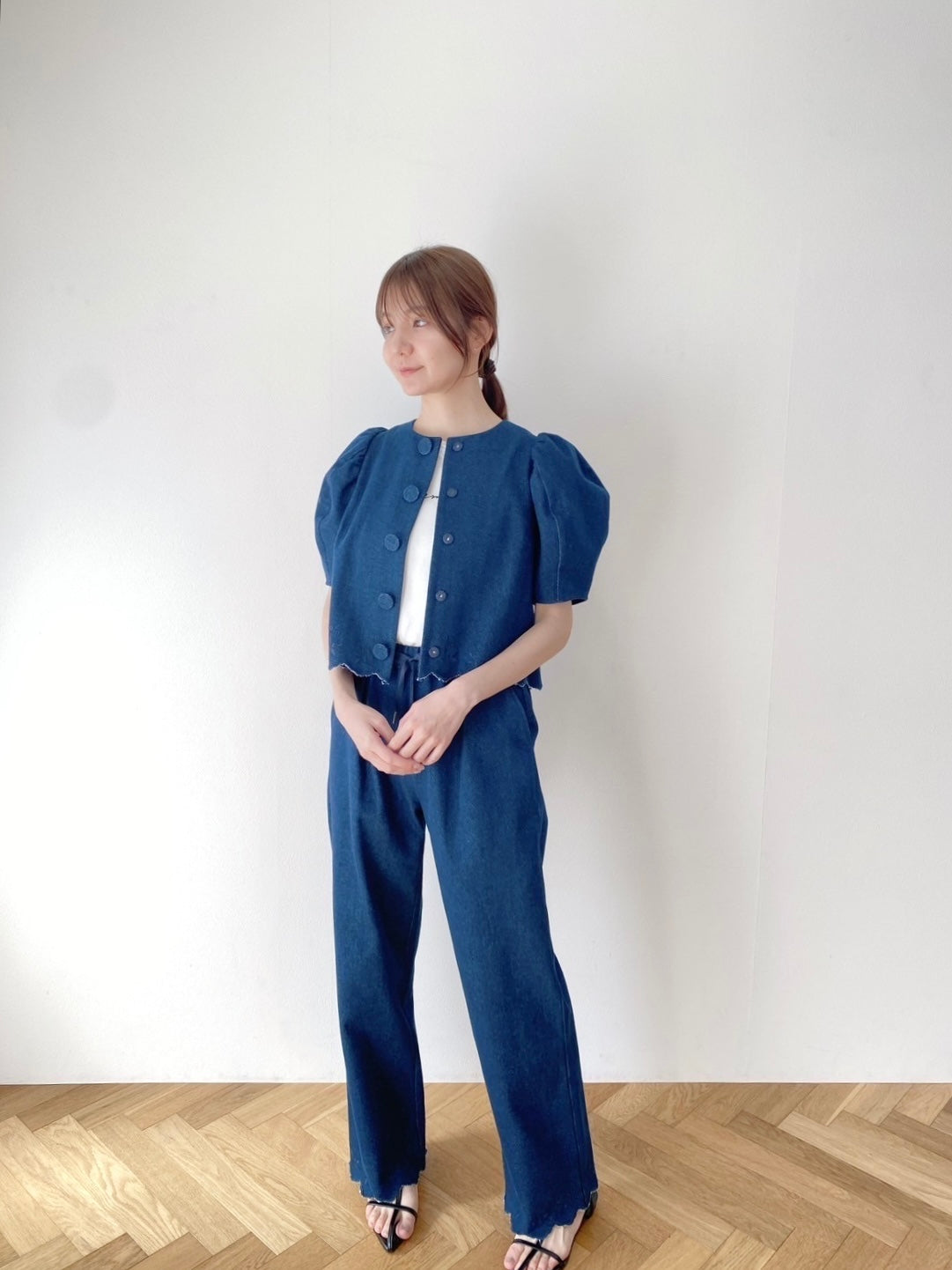 エンブロイダリーヘムパンツ(DENIM)