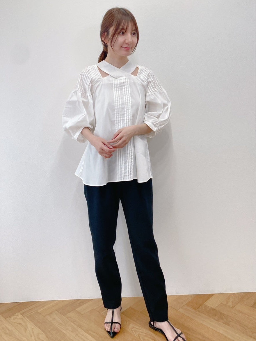 ピンタックスリーブフロントクロスブラウス