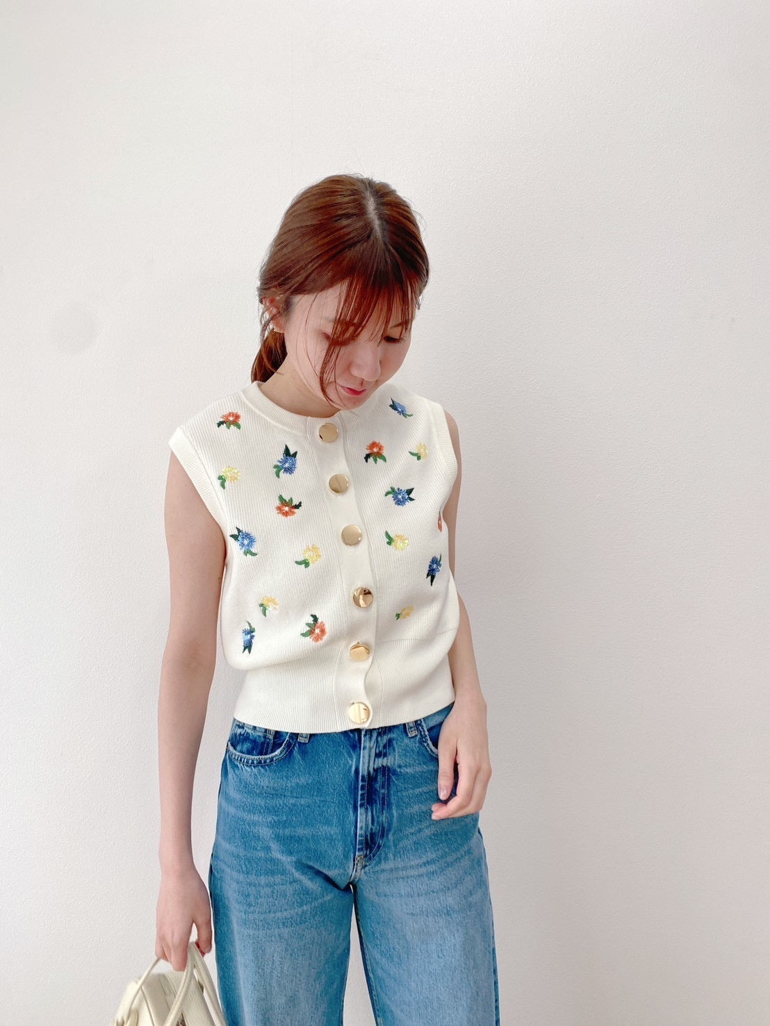 【New Arrival】スパンコールフラワーニットジレ