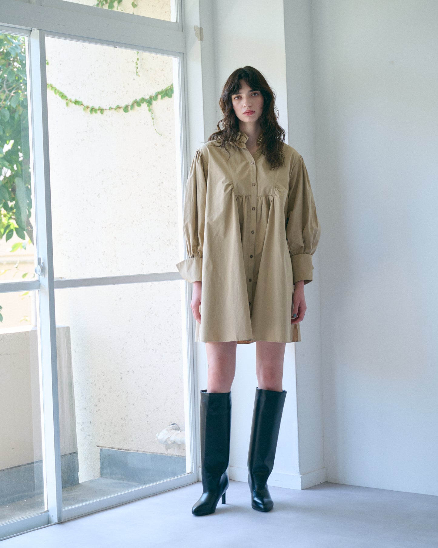 【PRE-ORDER】フリルカラーチュニックワンピース