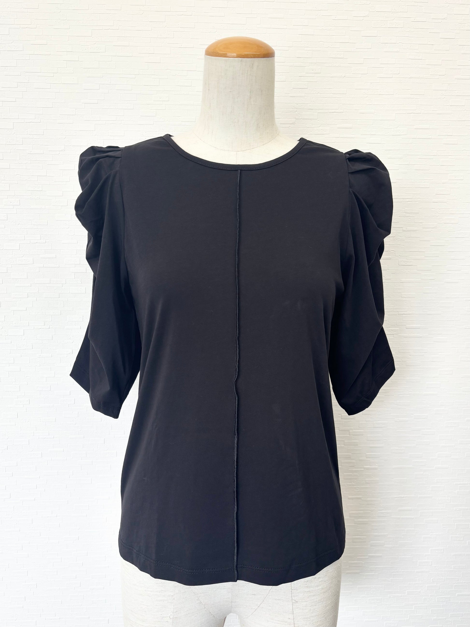 New Arrival】シャーリングパフスリカットトップス – jemma.atelier