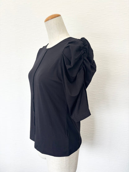 【New Arrival】シャーリングパフスリカットトップス