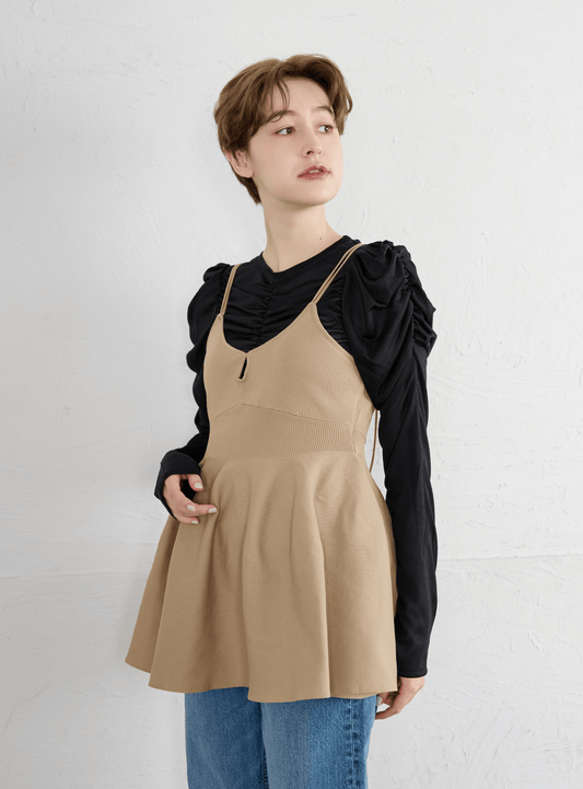 シャーリングパフスリラメカットトップス