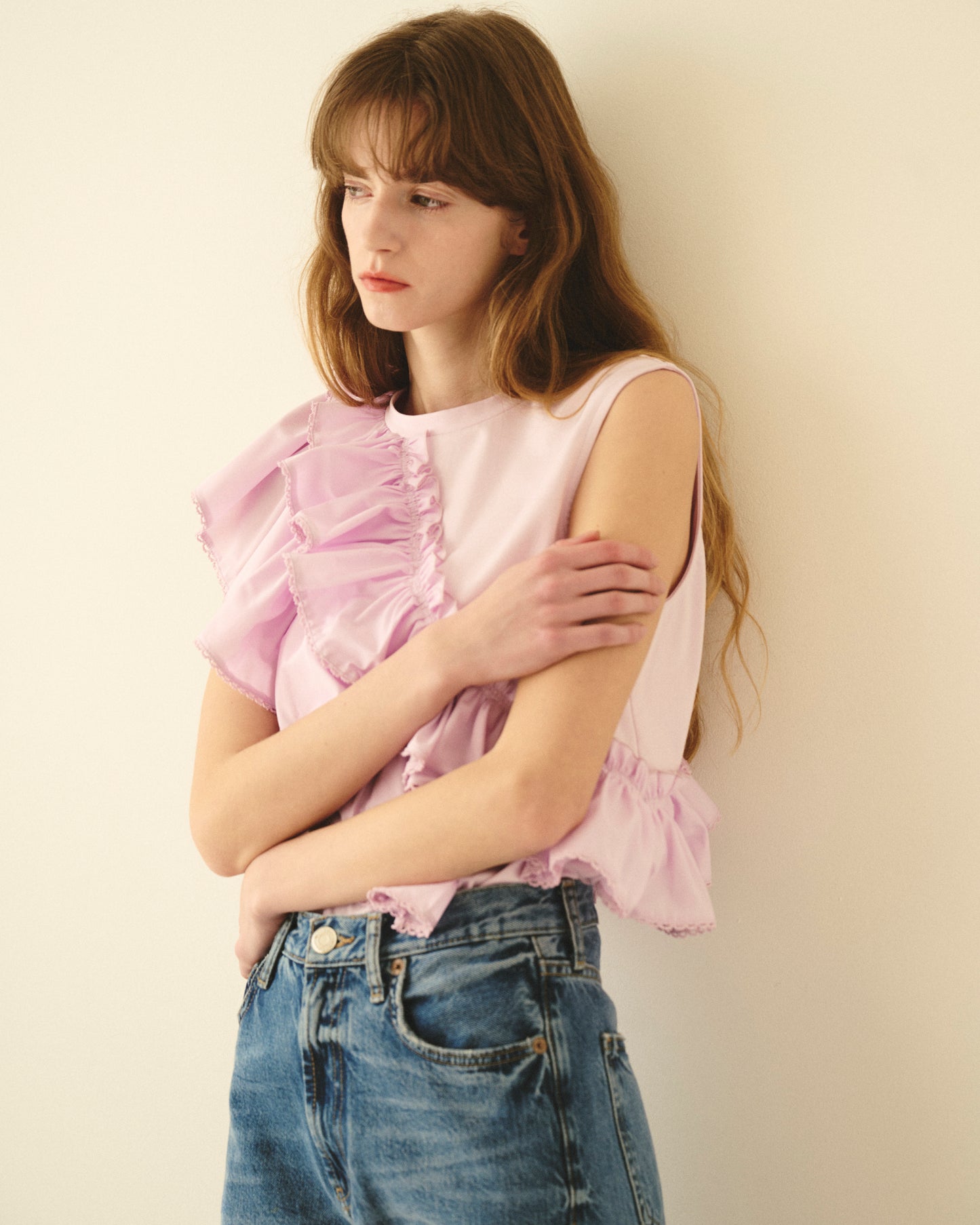 【New Arrival】ラウンドフリルアシメカットトップス