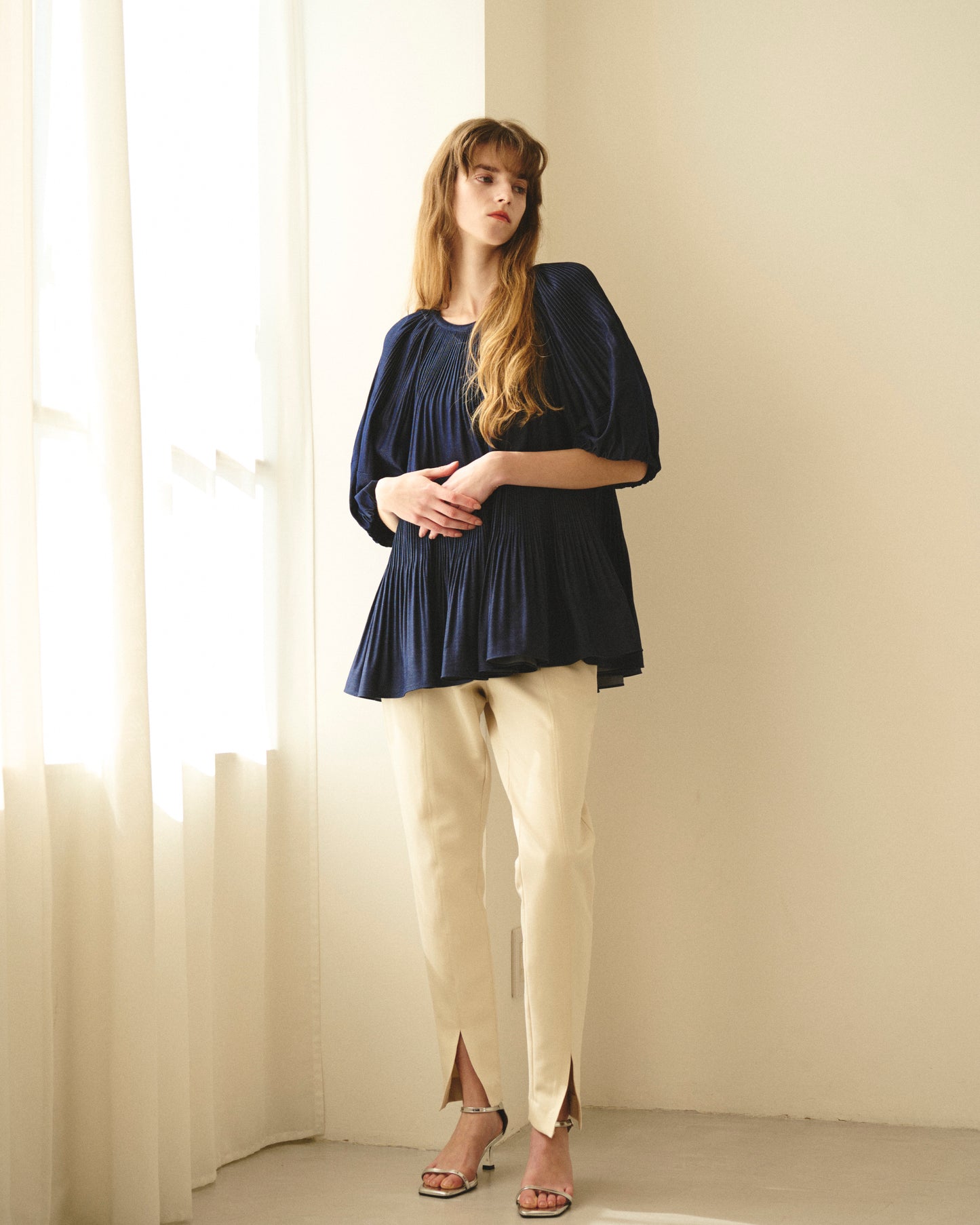 【New Arrival】バルーンスリーブプリーツチュニックブラウス