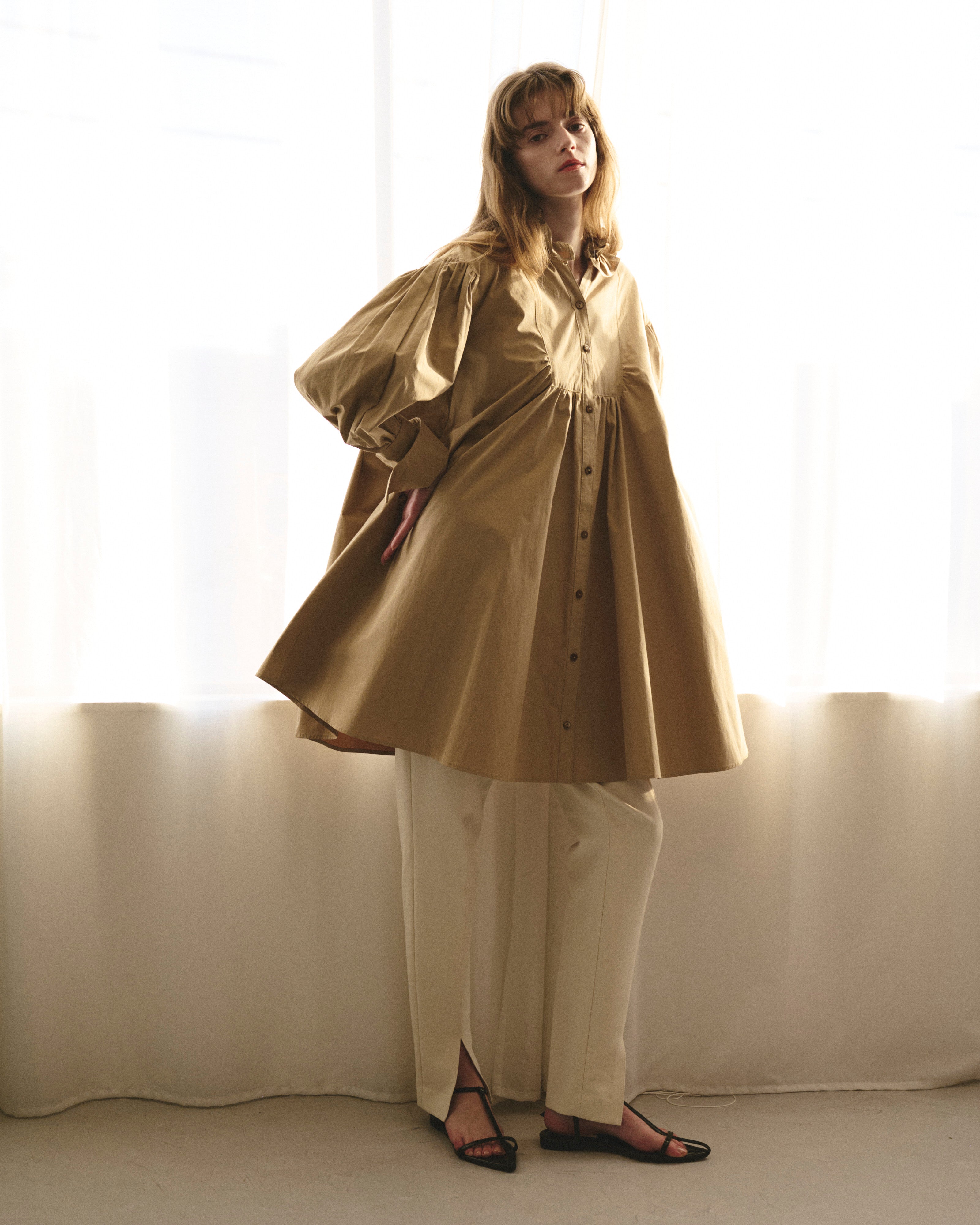 フリルカラーチュニックワンピース – jemma.atelier