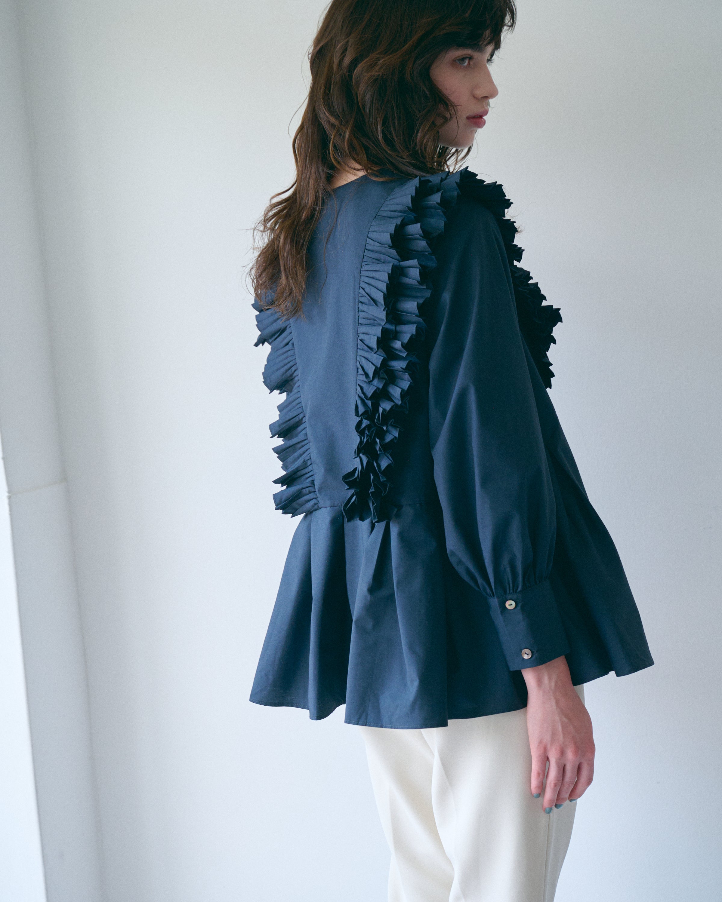 New Arrival】プリーツフリルブラウス – jemma.atelier